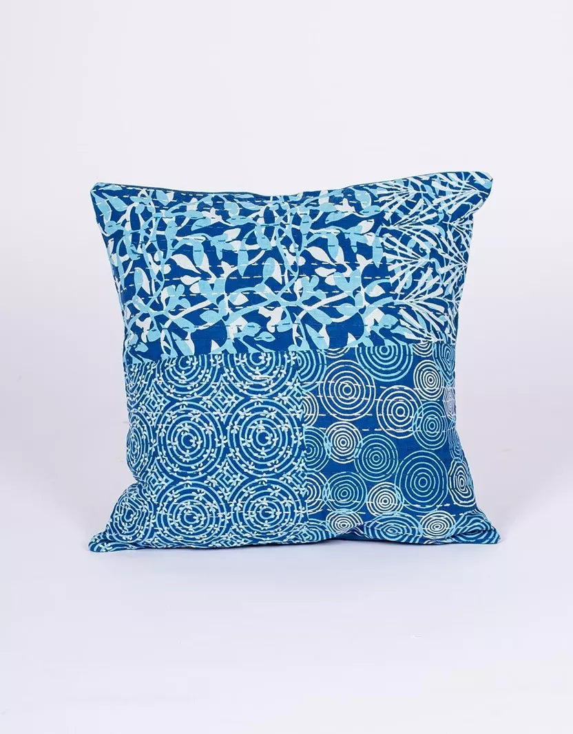 Housse de coussin ethnique bleue et bleu clair 40x40